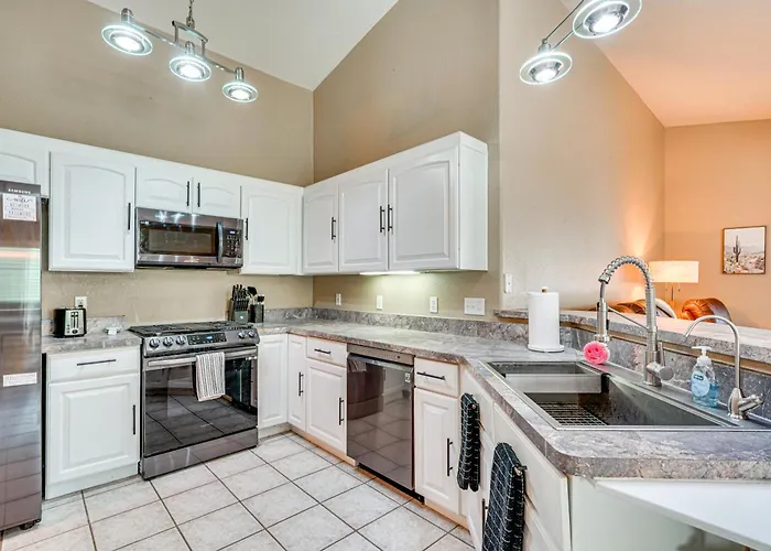 Holiday home Heated Pool & Spa: Catalina Mtn-view Home!